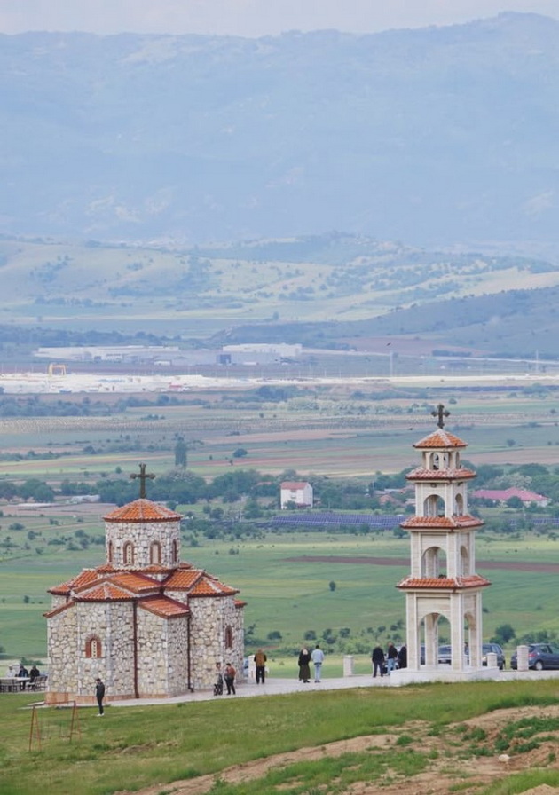 makedonija-naj-ubava-si-dechko-velosipedist-dojde-od-stranstvo-i-ni-go-pokazha-toa-duri-se-bricheshe-na-poljana-14.jpg