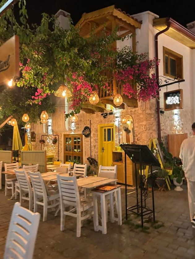 na-odmor-so-dragana-i-mihail-vo-side-den-pred-poagjanje-rezerviravme-preku-agencija-vo-hotel-samo-za-vozrasni-47.jpg