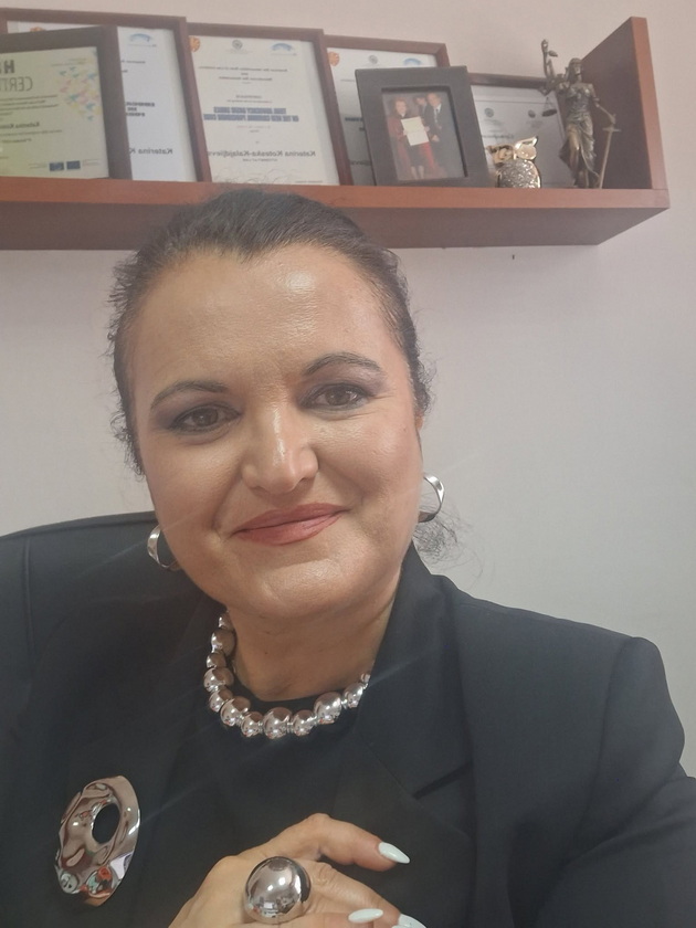 nasha-advokatka-po-zgrozuvachkoto-vinasha-advokatka-po-zgrozuvachkata-sluchka-dali-si-gi-vidovte-decata-nasilnici-na-videoto-gordi-ste-na-niv-taka-gi-vospitavte-05.jpg