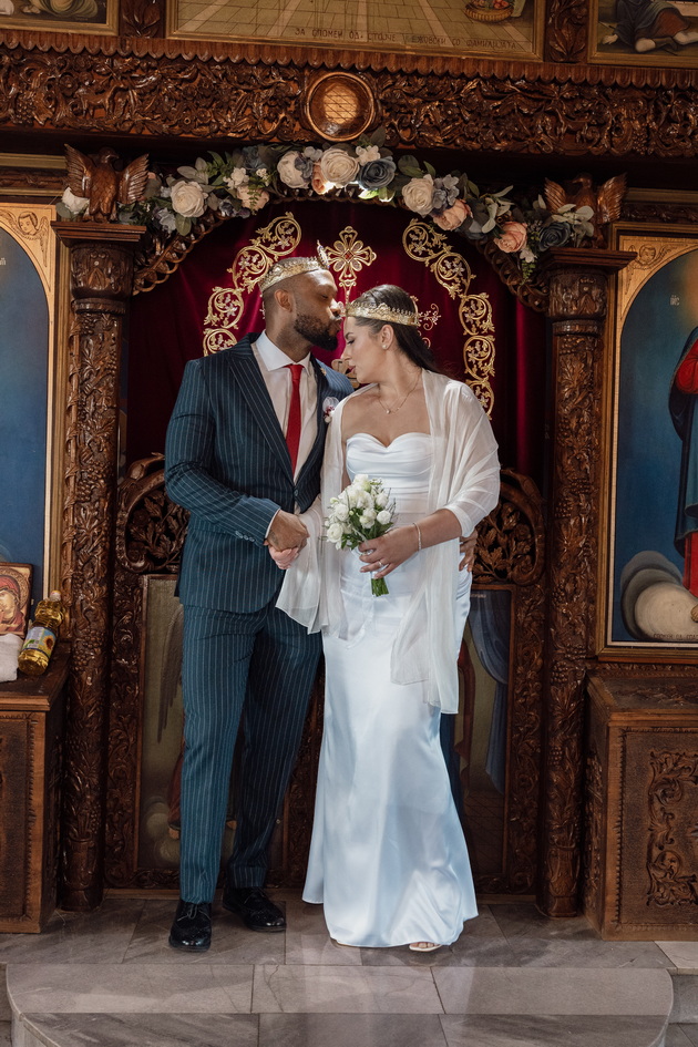 stefana-napravi-makedonska-tradicionalna-svadba-so-nigeriecot-laurel-po-greshka-dojde-so-vlechki-gi-znaeshe-site-nashi-ora-07.jpg