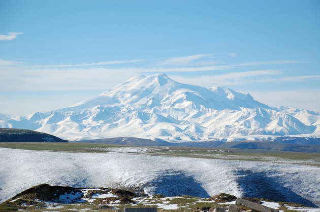 brachen-par-i-poznata-doktorka-megju-zaginatite-bosanci-na-elbrus-telata-na-planinarite-se-zaglaveni-na-planinata-video-06.JPG