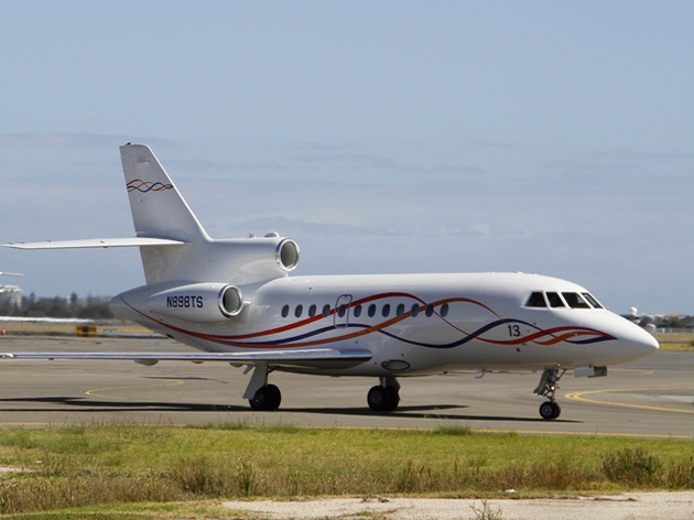 koristi-privaten-avion-za-samo-6km-ja-tuzhat-za-plagijati-najgolemite-kontroverzii-za-tejlor-svift-08.JPG