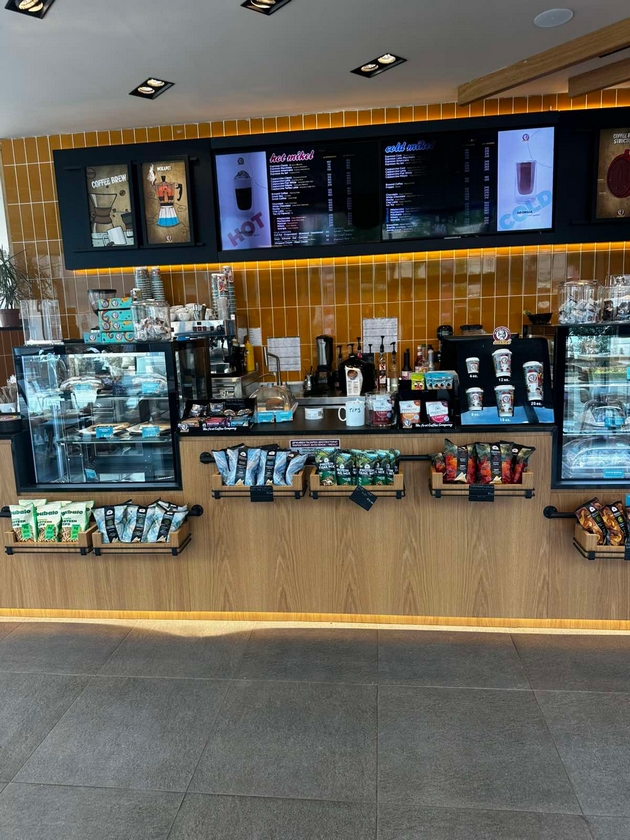vasheto-omileno-kafe-sega-ima-i-sovrsheno-drushtvo-vitalia-vo-mikel-coffee-02.JPG