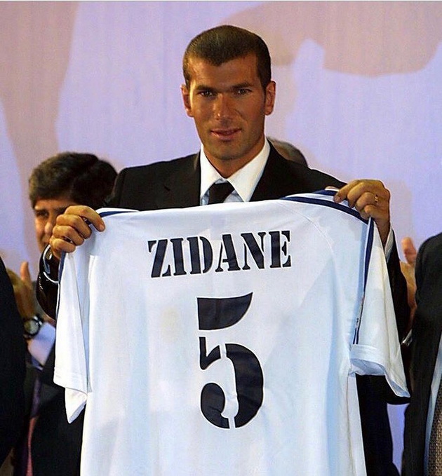 se-zapoznale-kako-tinejdjeri-imaat-4-sina-ljubovnata-prikazna-na-zinedin-zidan-i-soprugata-e-kako-bajka-08.jpg