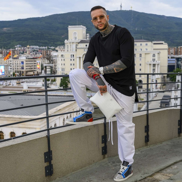 urban-lik-filip-od-skopje-e-mazh-so-vpechatliv-moden-stil-vljubenik-vo-fitnes-i-tetovazhi-18.jpg
