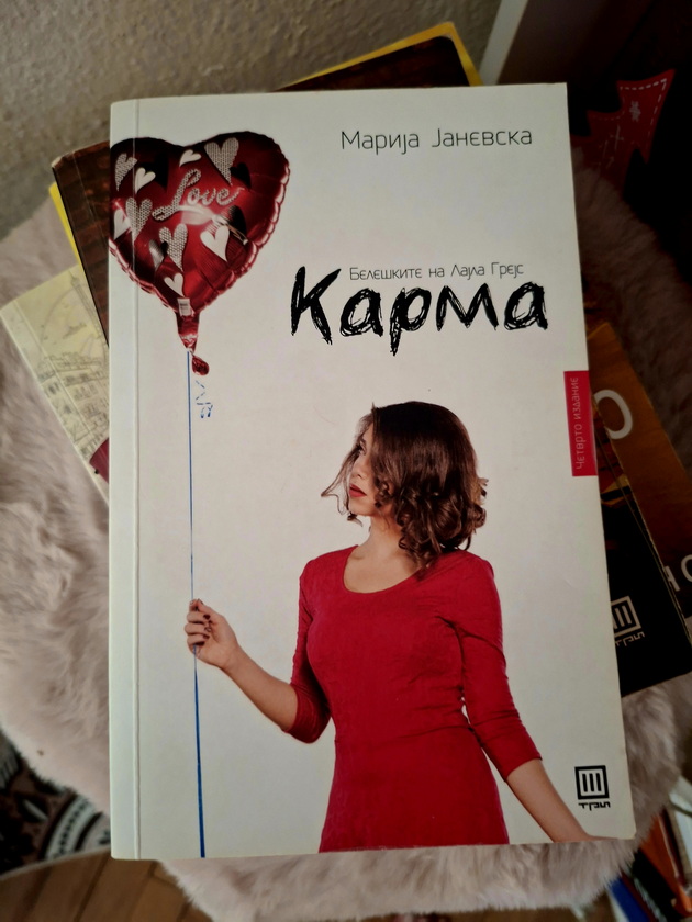 viktorija-od-kichevo-majka-mi-me-zachleni-vo-biblioteka-na-10-godini-imam-nad-500-knigi-koi-mi-se-omileni-16.jpg