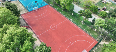kazinos-austria-internacional-makedonija-so-donacija-od-6-690-600-denari-go-rekonstruirashe-sportskoto-igralishte-vo-oou-goce-delchev-vinica-povekje.jpg