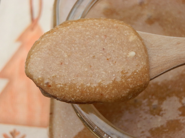 kombinacijata-od-med-i-susam-leci-poveke-od-10-bolesti-02.JPG