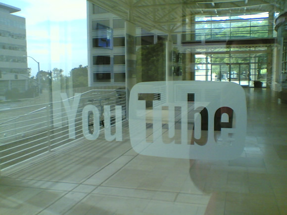 You_Tube_office_01