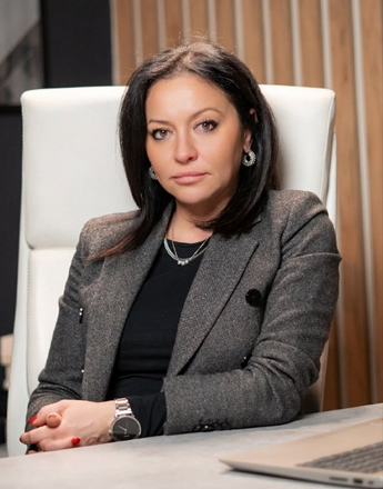 Марта Гусар, наша адвокатка која нема изгубено случај за семејно насилство: &bdquo;Поради некои случаи имам здравствени проблеми, ќе се борам за нив до крај&ldquo;